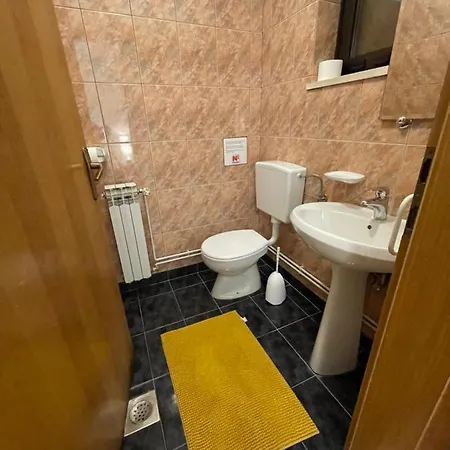 Studio Apartment With Swimming Pool Jelsa  Exterior photo