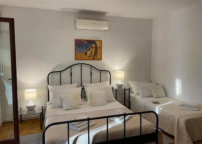 Studio Apartment With Swimming Pool